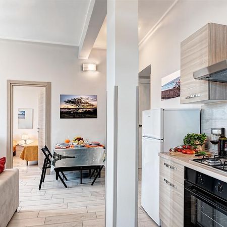 Ferienwohnung Giggino'S Flat - Live Like A Local Neapel Exterior foto